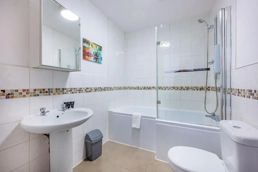 *F18Gh* For Relaxed & Cosy Stay/Free Parking/Wifi ليدز المملكة المتحدة