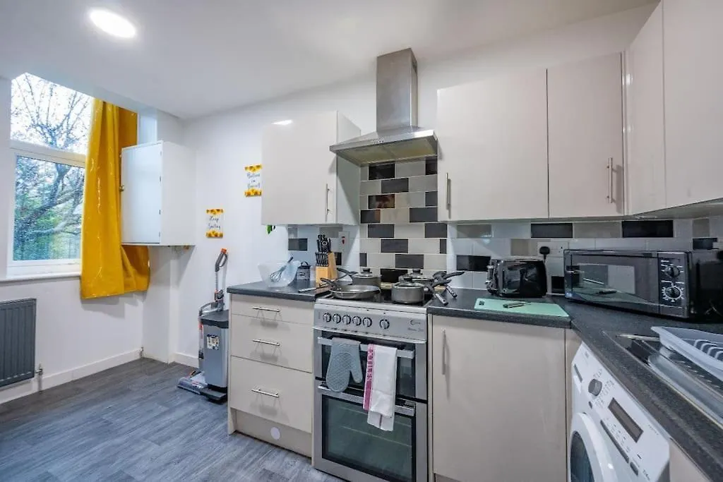 *F18Gh* For Relaxed & Cosy Stay/Free Parking/Wifi 리즈 0*,  영국