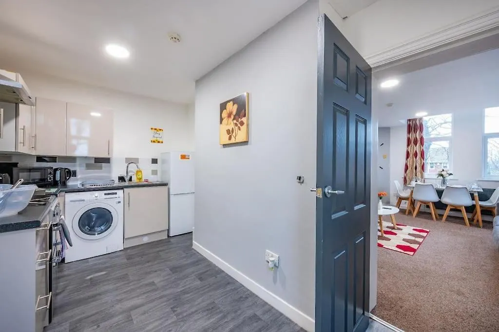 아파트 *F18Gh* For Relaxed & Cosy Stay/Free Parking/Wifi 리즈